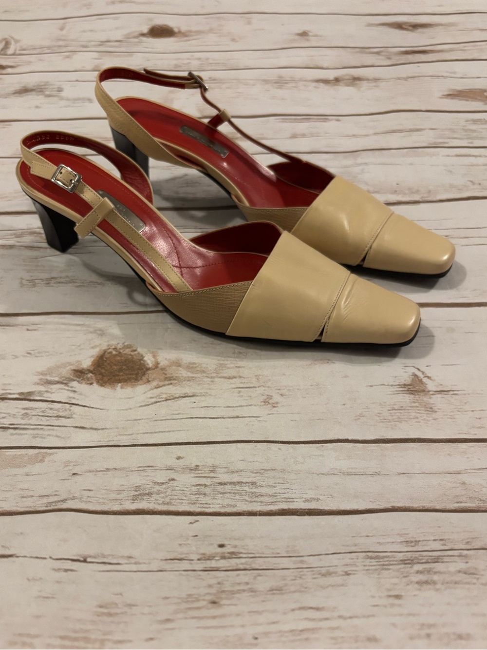 Vintage Balenciaga Cream Beige Leather Square Cap Toe Heels Size 8